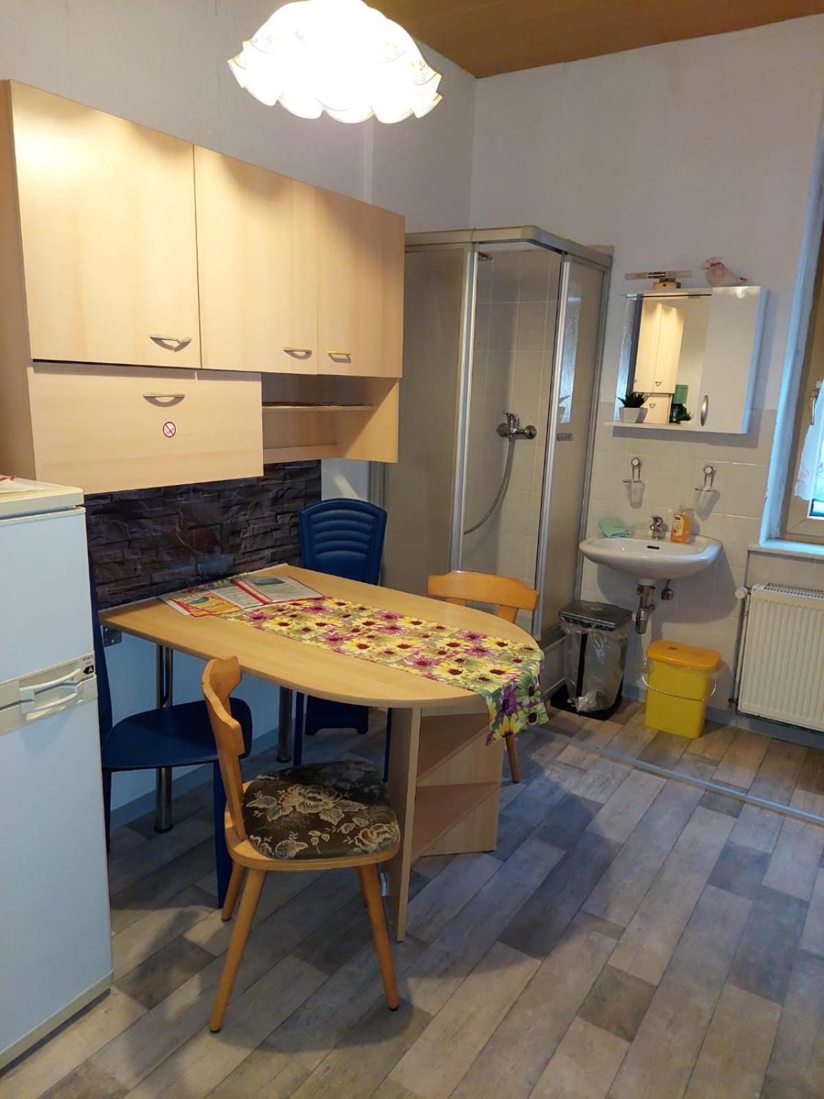 Monteurzimmer Talstrasse 2 Nossen Eksteriør billede