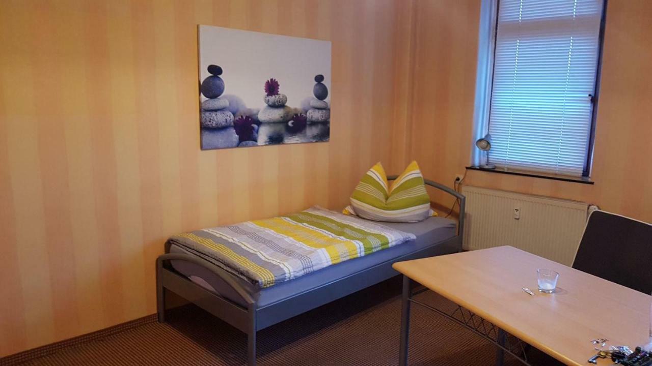 Monteurzimmer Talstrasse 2 Nossen Eksteriør billede