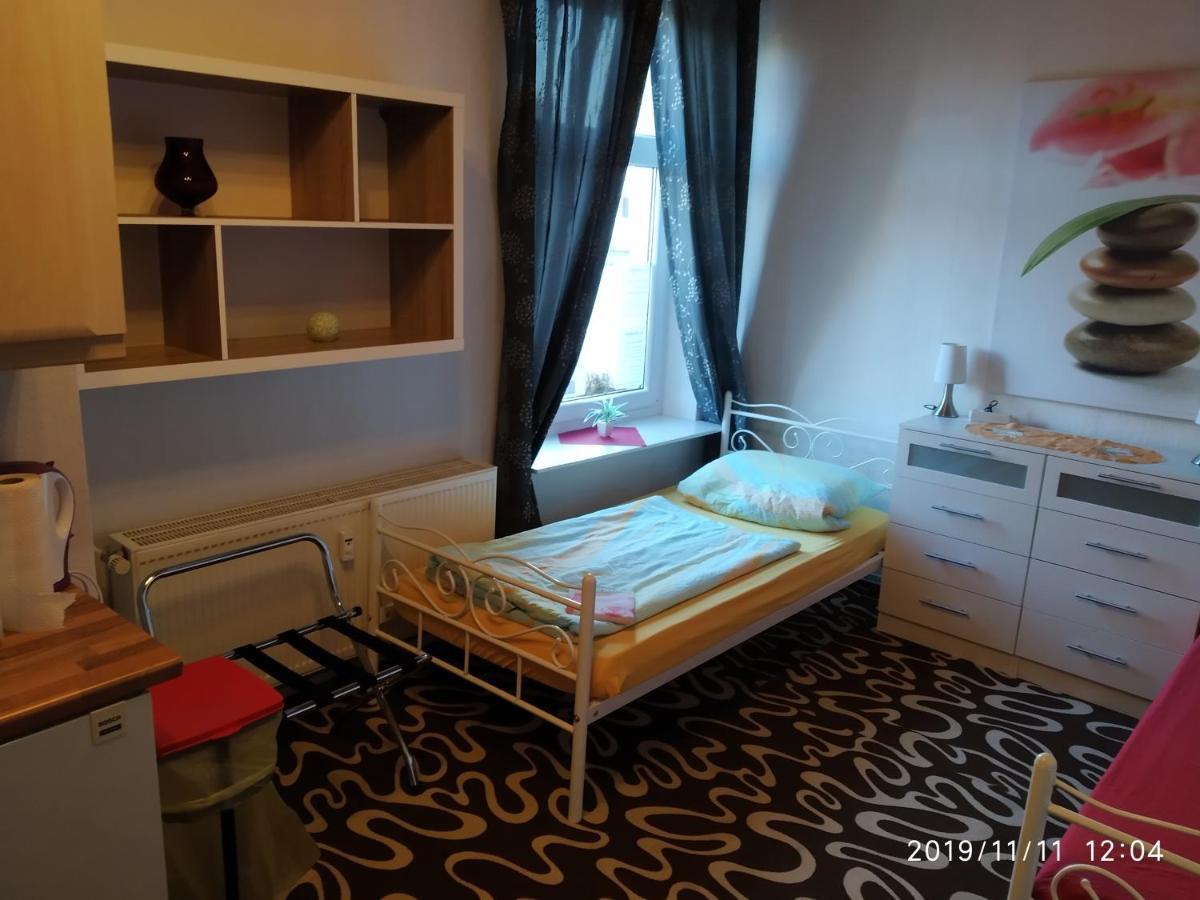 Monteurzimmer Talstrasse 2 Nossen Eksteriør billede